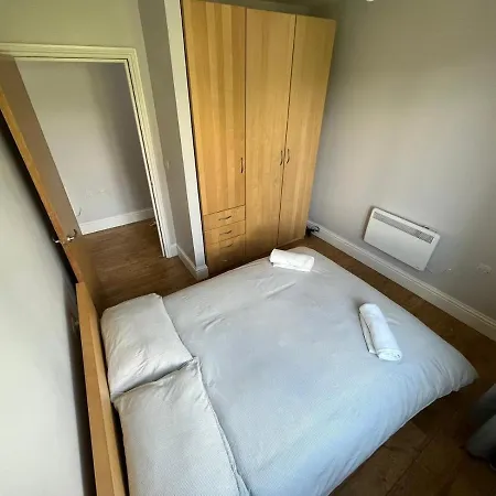 London Modern Flat Near Transports Apartment Exterior photo