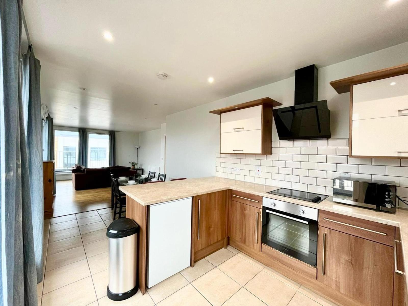 Modern Flat Near Transports Appartamento Londra